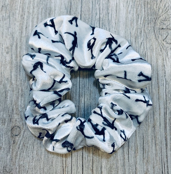 figure skating scrunchie