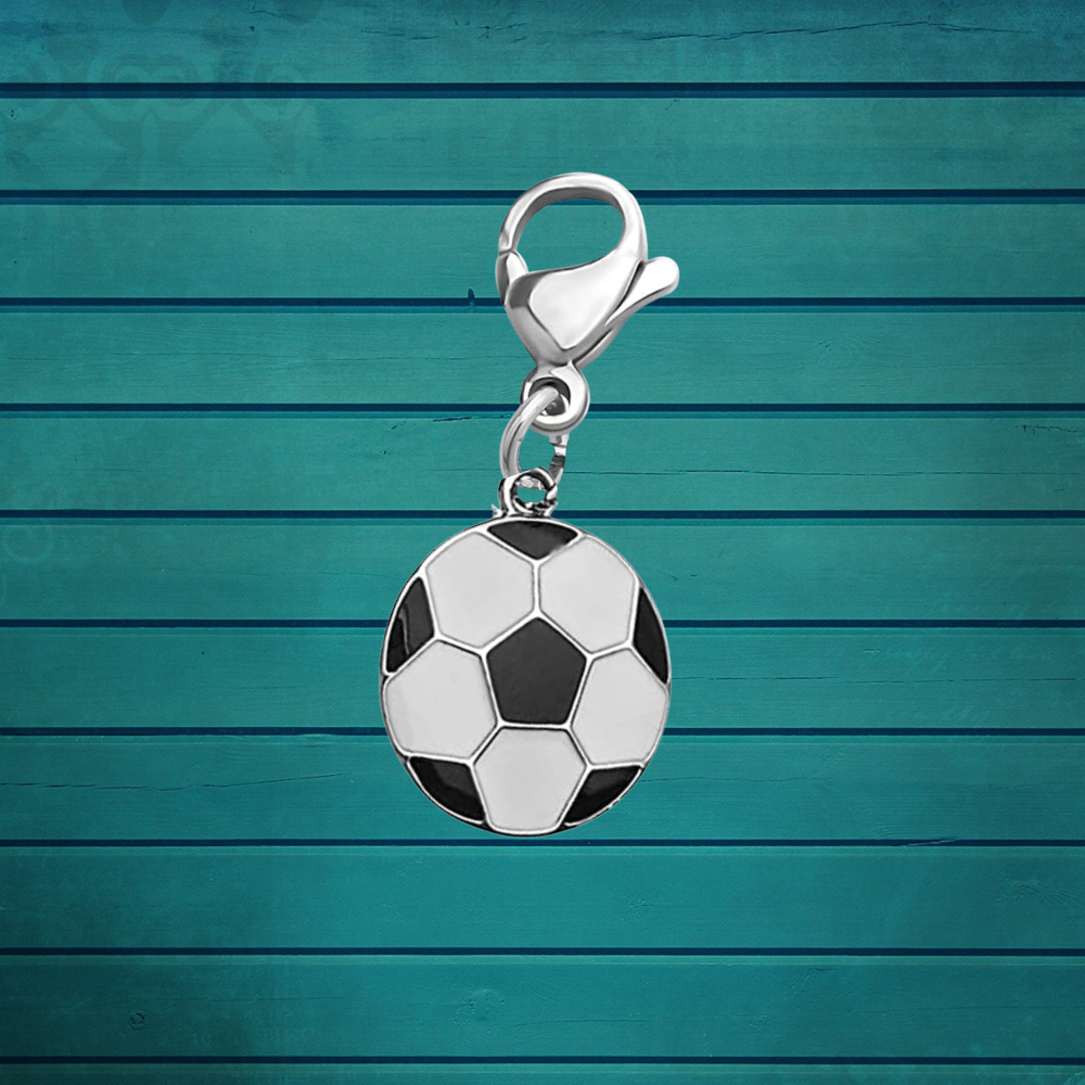 Soccer Clip On Zipper Pull