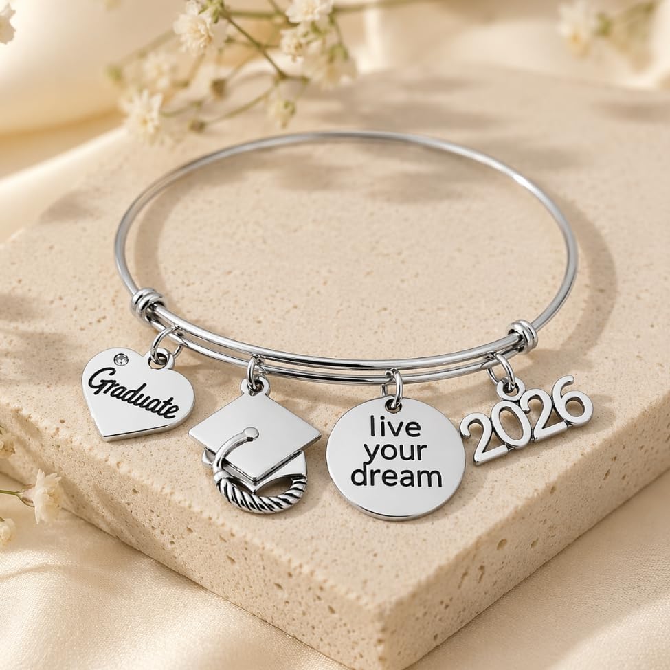 2026 Graduation Bracelet - Live Your Dreams